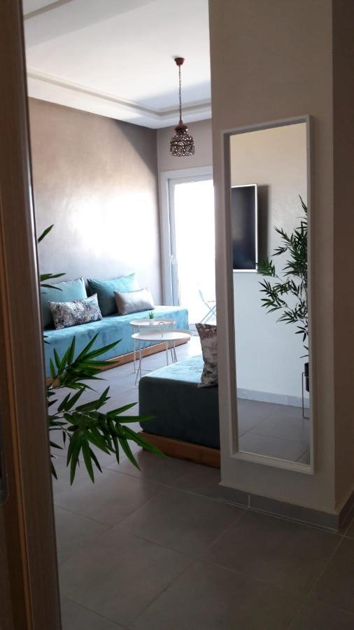 Appart. Luxueux Avec Piscine, Cosy, Bien Situe Bouznika Exterior photo