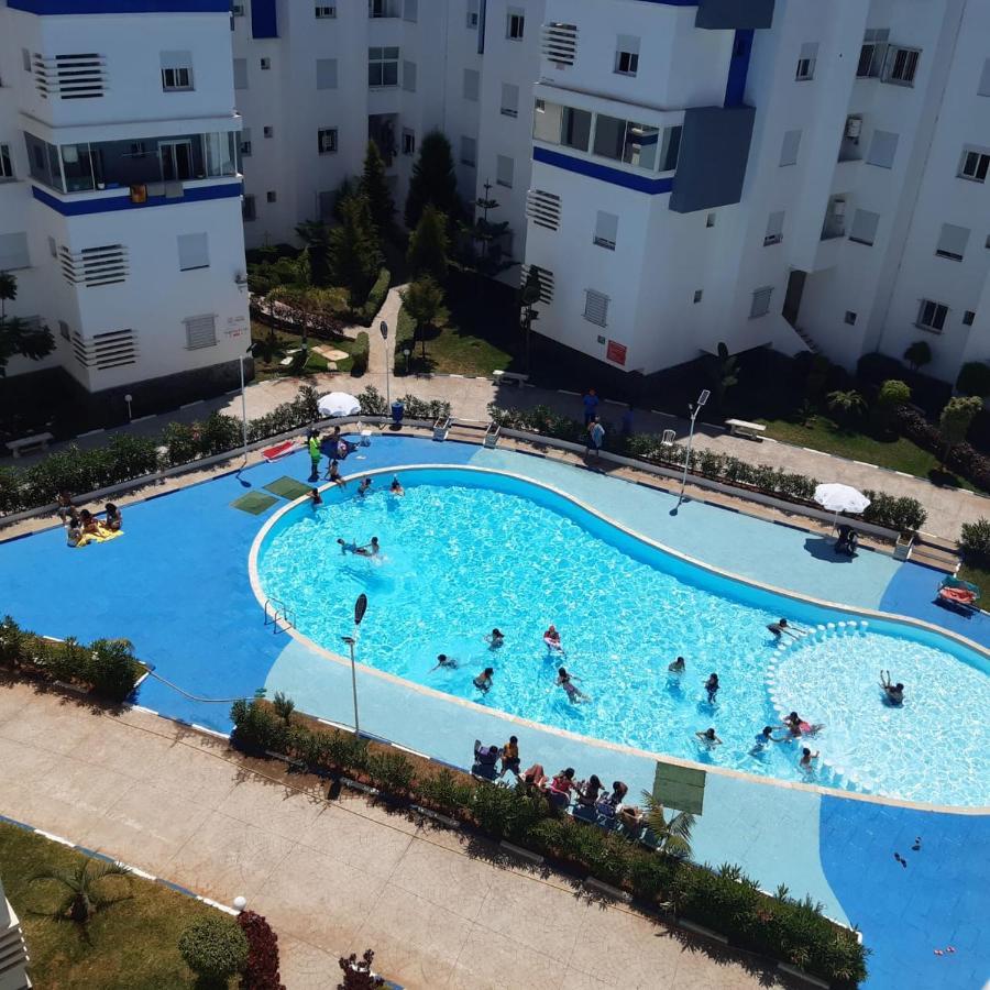 Appart. Luxueux Avec Piscine, Cosy, Bien Situe Bouznika Exterior photo