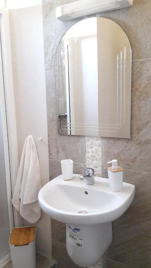 Appart. Luxueux Avec Piscine, Cosy, Bien Situe Bouznika Exterior photo