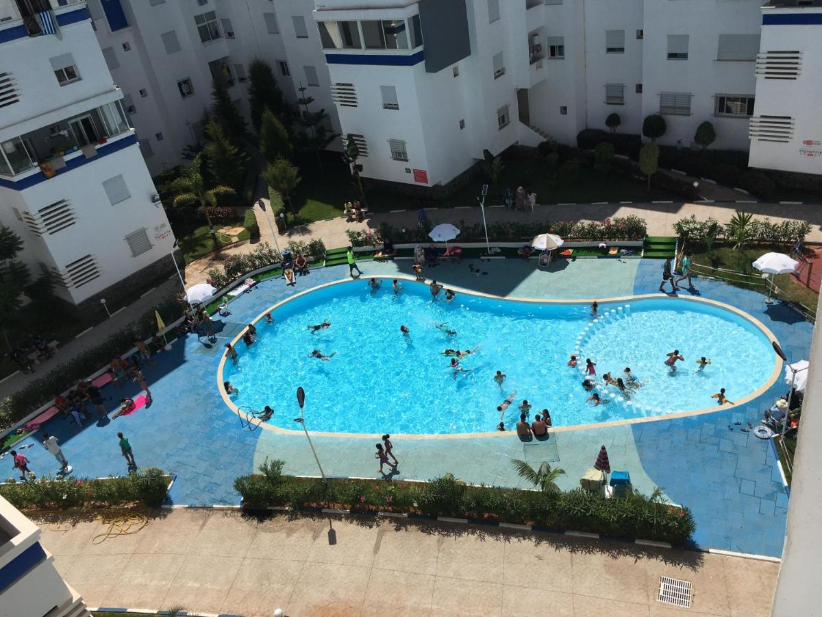 Appart. Luxueux Avec Piscine, Cosy, Bien Situe Bouznika Exterior photo